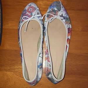 Ballerina Italian leather floral flat